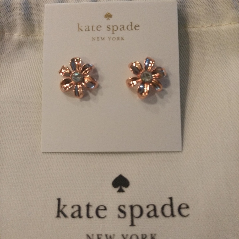 🎉🎈PRICE ⬇️🎉🎈Kate Spade Rose Gold Daisy Earings